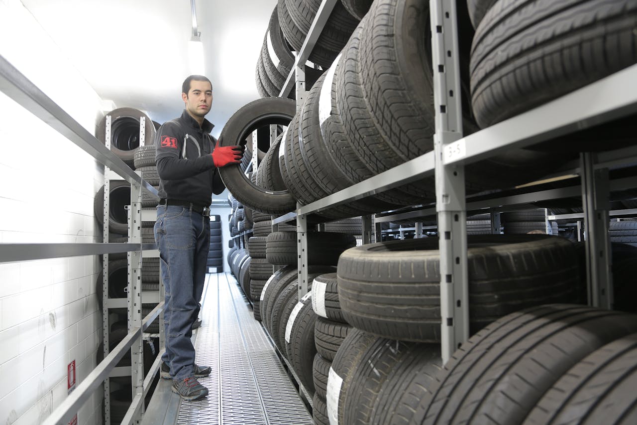 Tire & Towing Services in Broadway